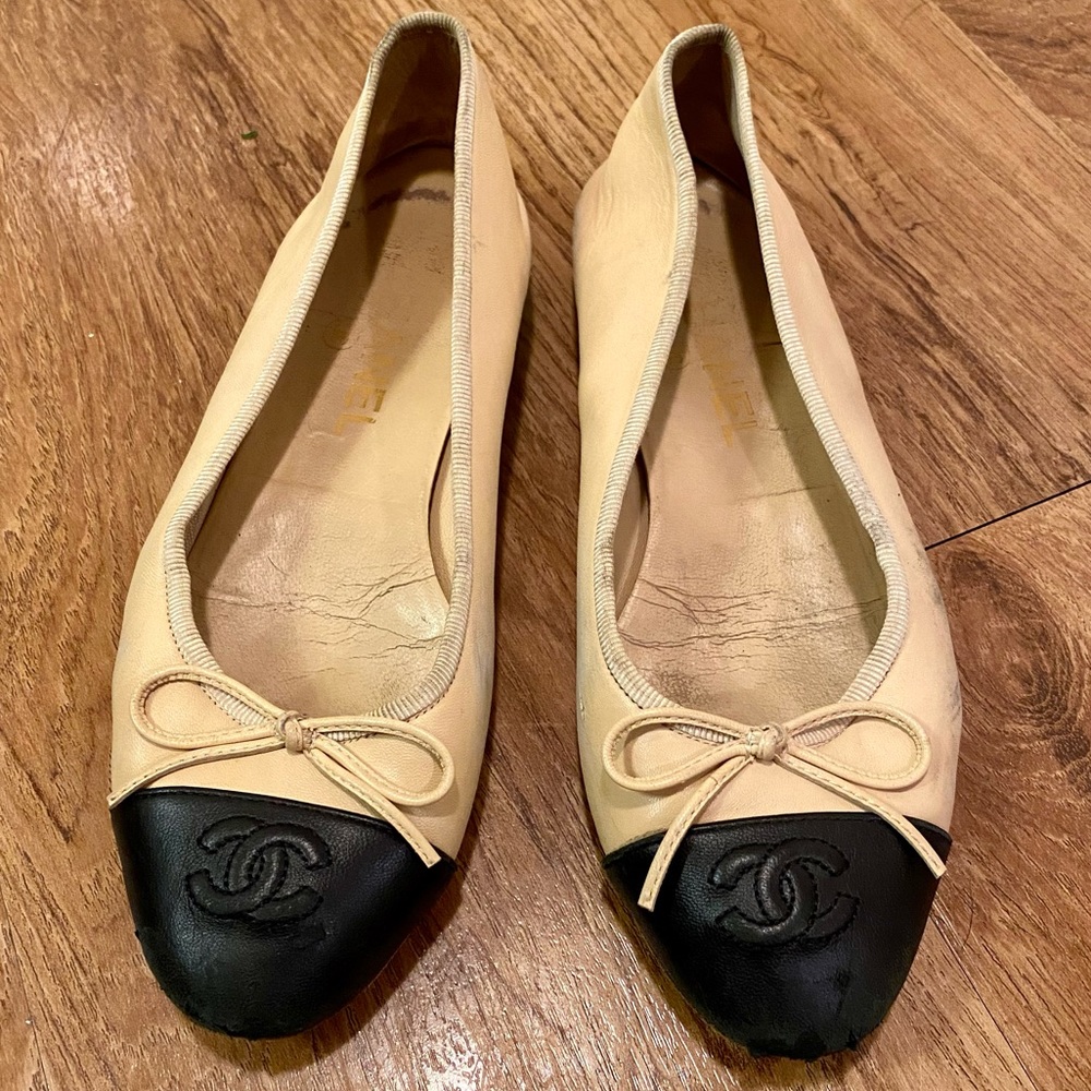 Chanel ballerina flats